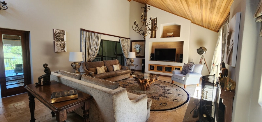 5 Bedroom Property for Sale in Marlbank Gauteng