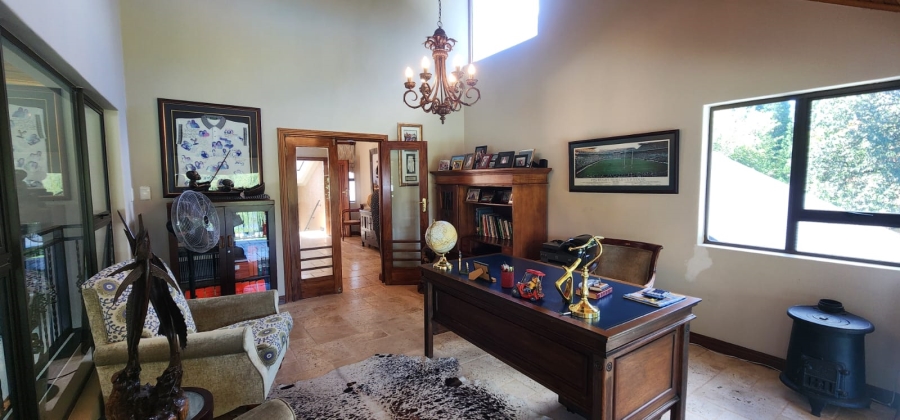 5 Bedroom Property for Sale in Marlbank Gauteng