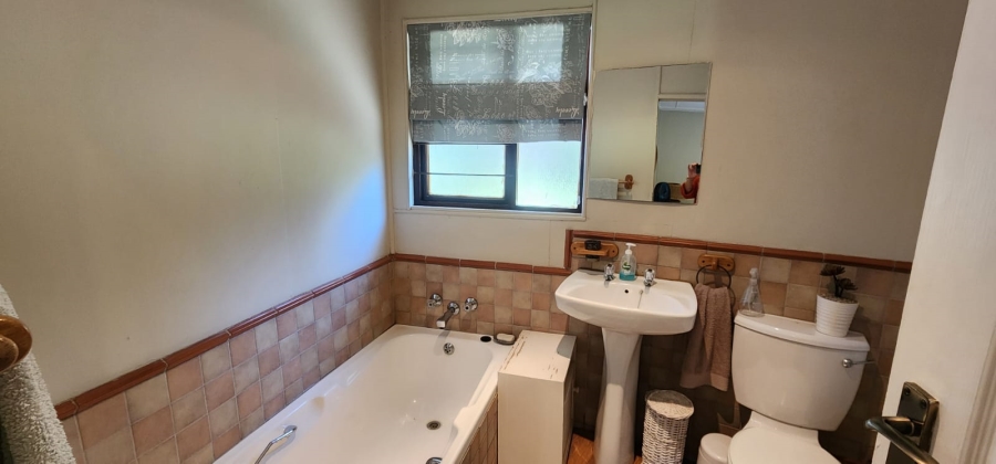 5 Bedroom Property for Sale in Marlbank Gauteng