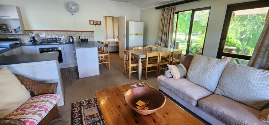 5 Bedroom Property for Sale in Marlbank Gauteng