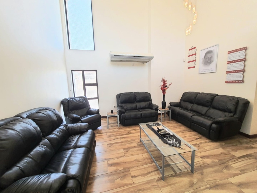 4 Bedroom Property for Sale in Marlbank Gauteng