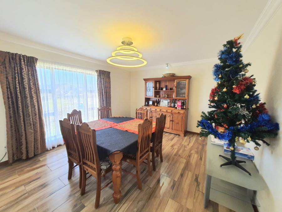 4 Bedroom Property for Sale in Marlbank Gauteng