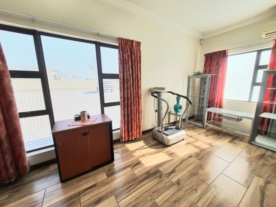4 Bedroom Property for Sale in Marlbank Gauteng