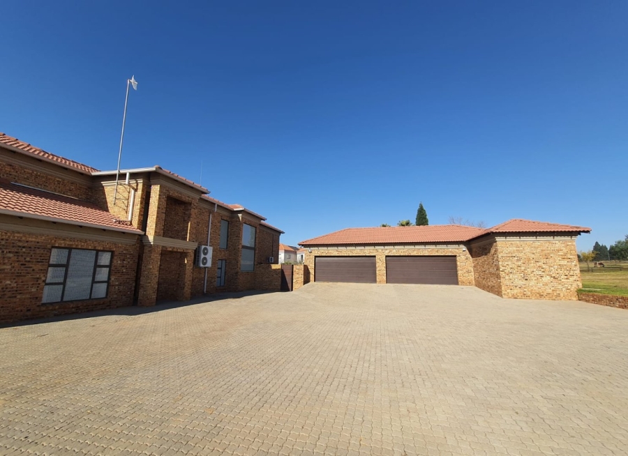 4 Bedroom Property for Sale in Marlbank Gauteng