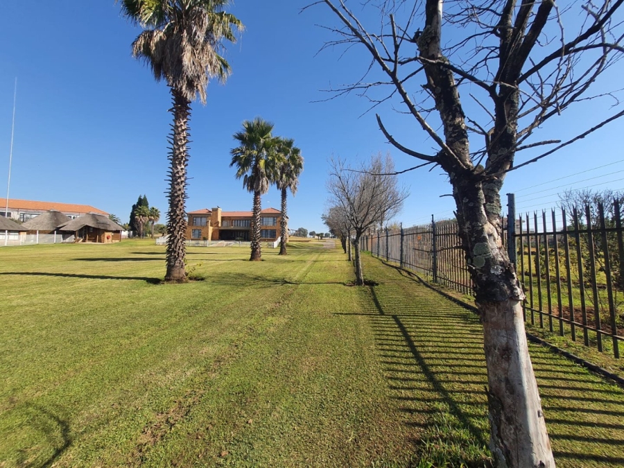 4 Bedroom Property for Sale in Marlbank Gauteng