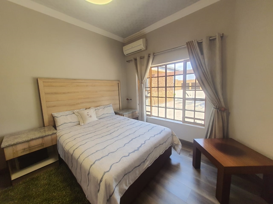 7 Bedroom Property for Sale in Lochvaal Gauteng