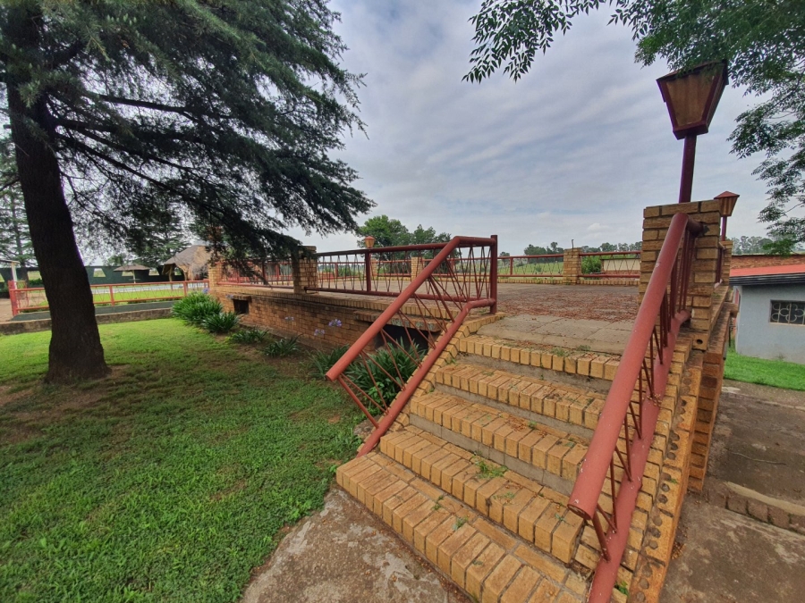 5 Bedroom Property for Sale in Rietspruit AH Gauteng