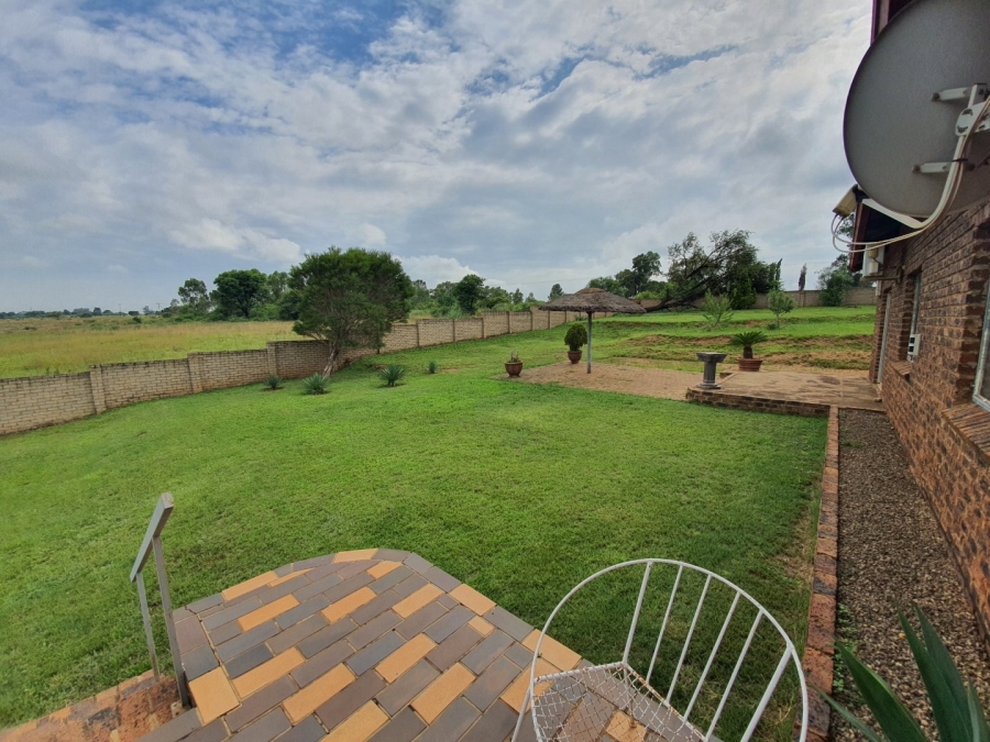 5 Bedroom Property for Sale in Rietspruit AH Gauteng