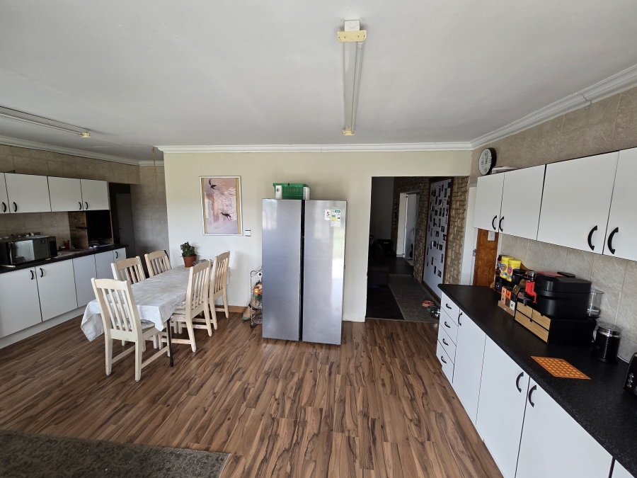 4 Bedroom Property for Sale in Mantevrede Gauteng