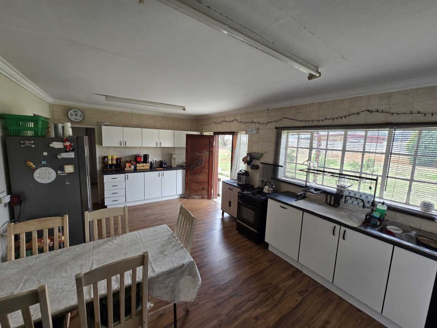 4 Bedroom Property for Sale in Mantevrede Gauteng