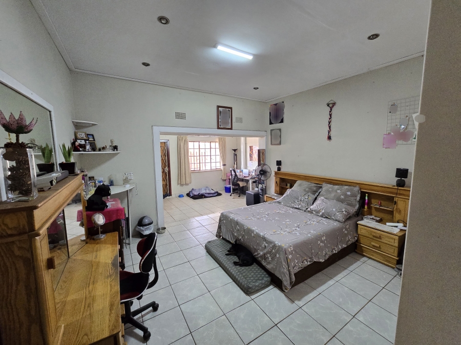 4 Bedroom Property for Sale in Mantevrede Gauteng