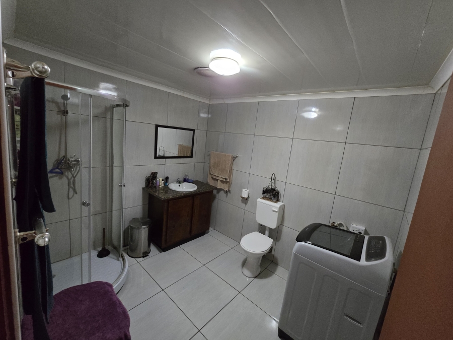 4 Bedroom Property for Sale in Mantevrede Gauteng