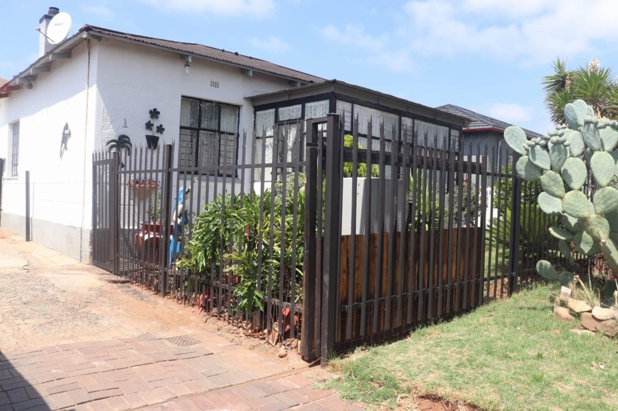 3 Bedroom Property for Sale in Randgate Gauteng