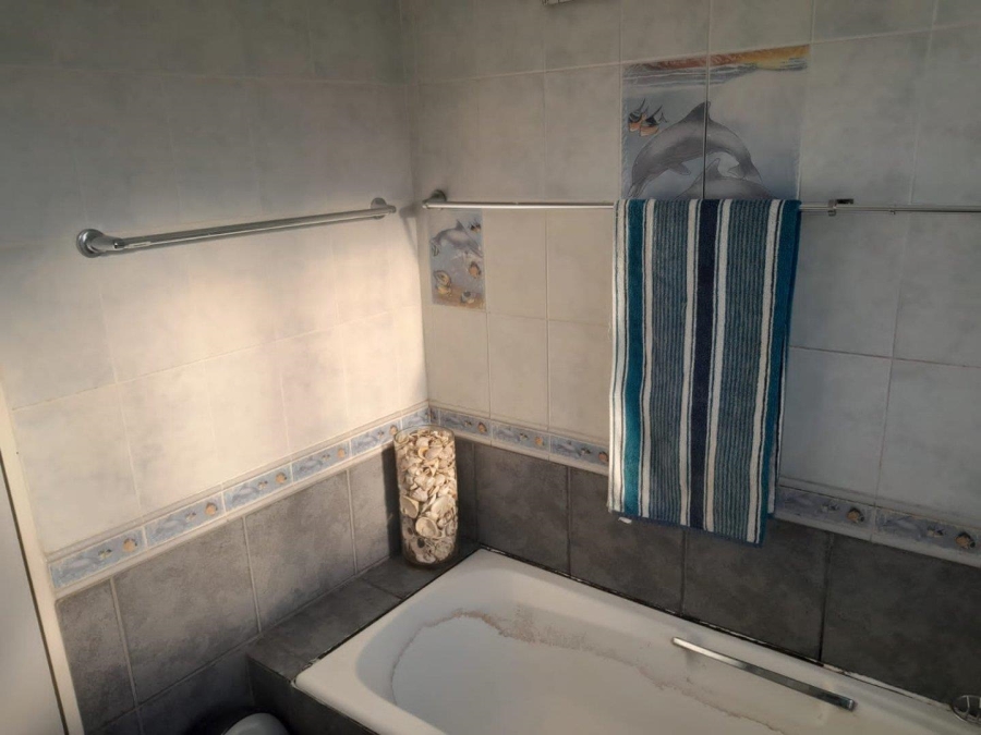 4 Bedroom Property for Sale in Eike Park Gauteng