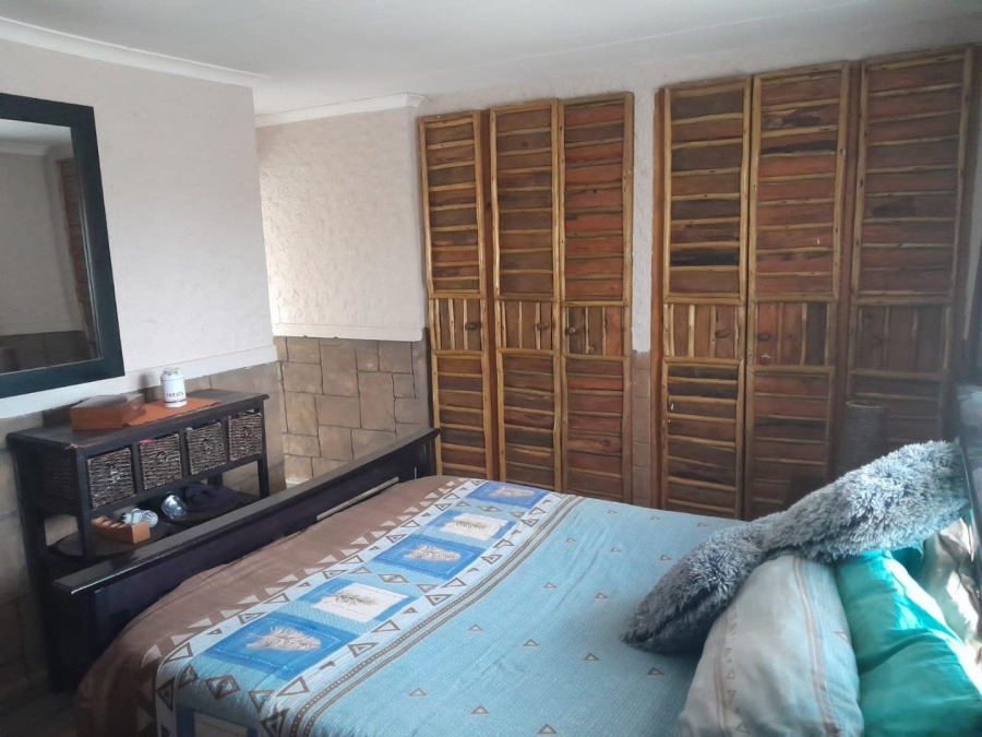 4 Bedroom Property for Sale in Eike Park Gauteng