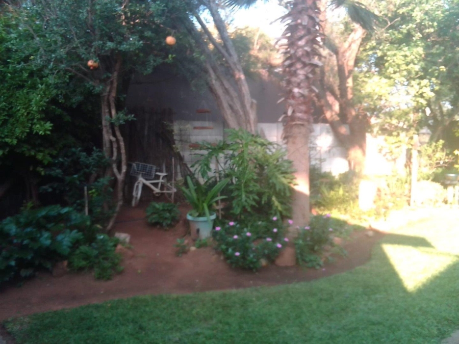 3 Bedroom Property for Sale in Helikonpark Gauteng