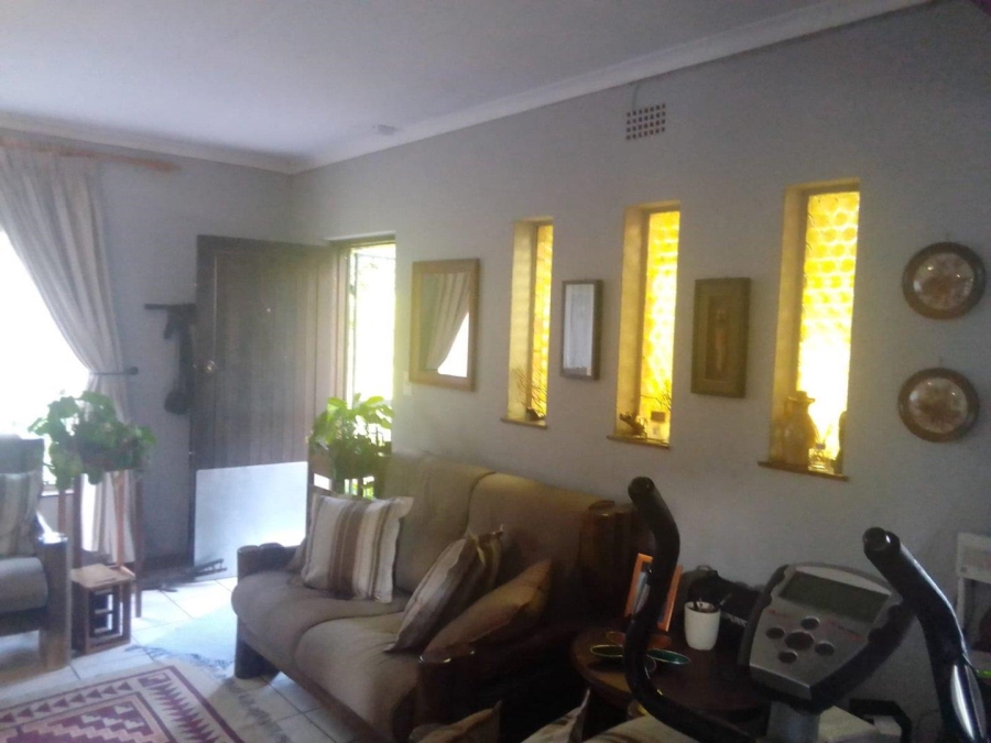 3 Bedroom Property for Sale in Helikonpark Gauteng