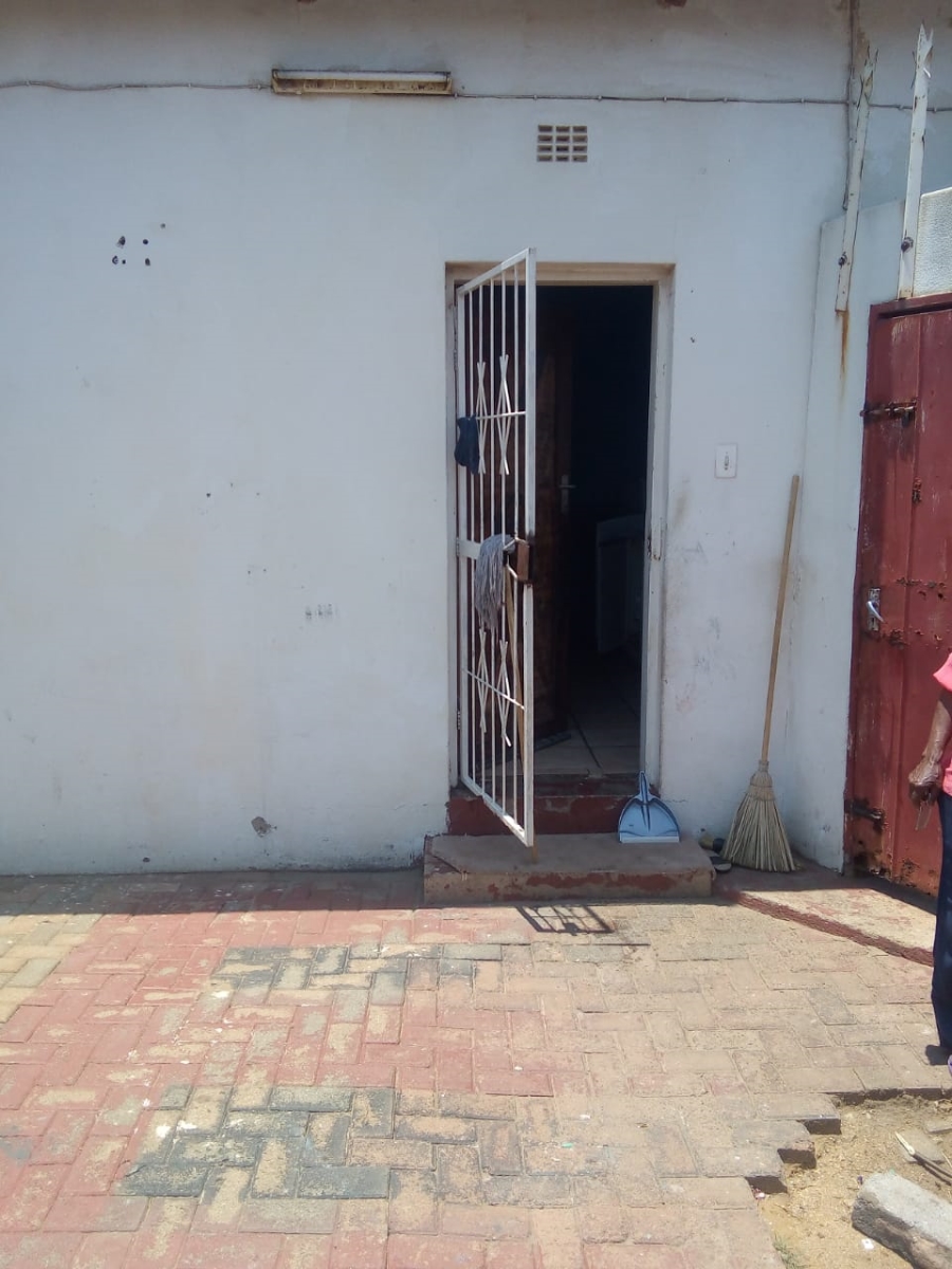 2 Bedroom Property for Sale in Randfontein Central Gauteng