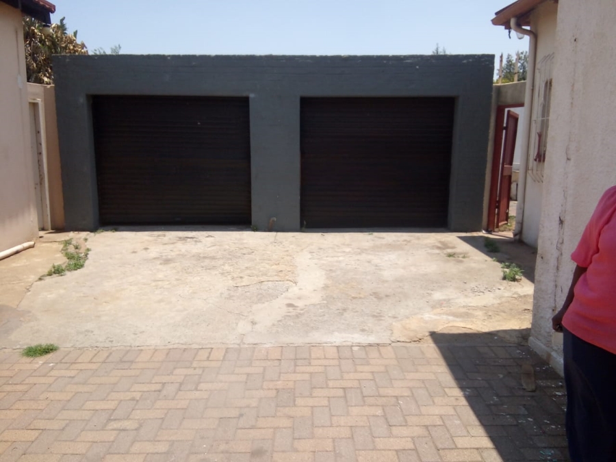 2 Bedroom Property for Sale in Randfontein Central Gauteng