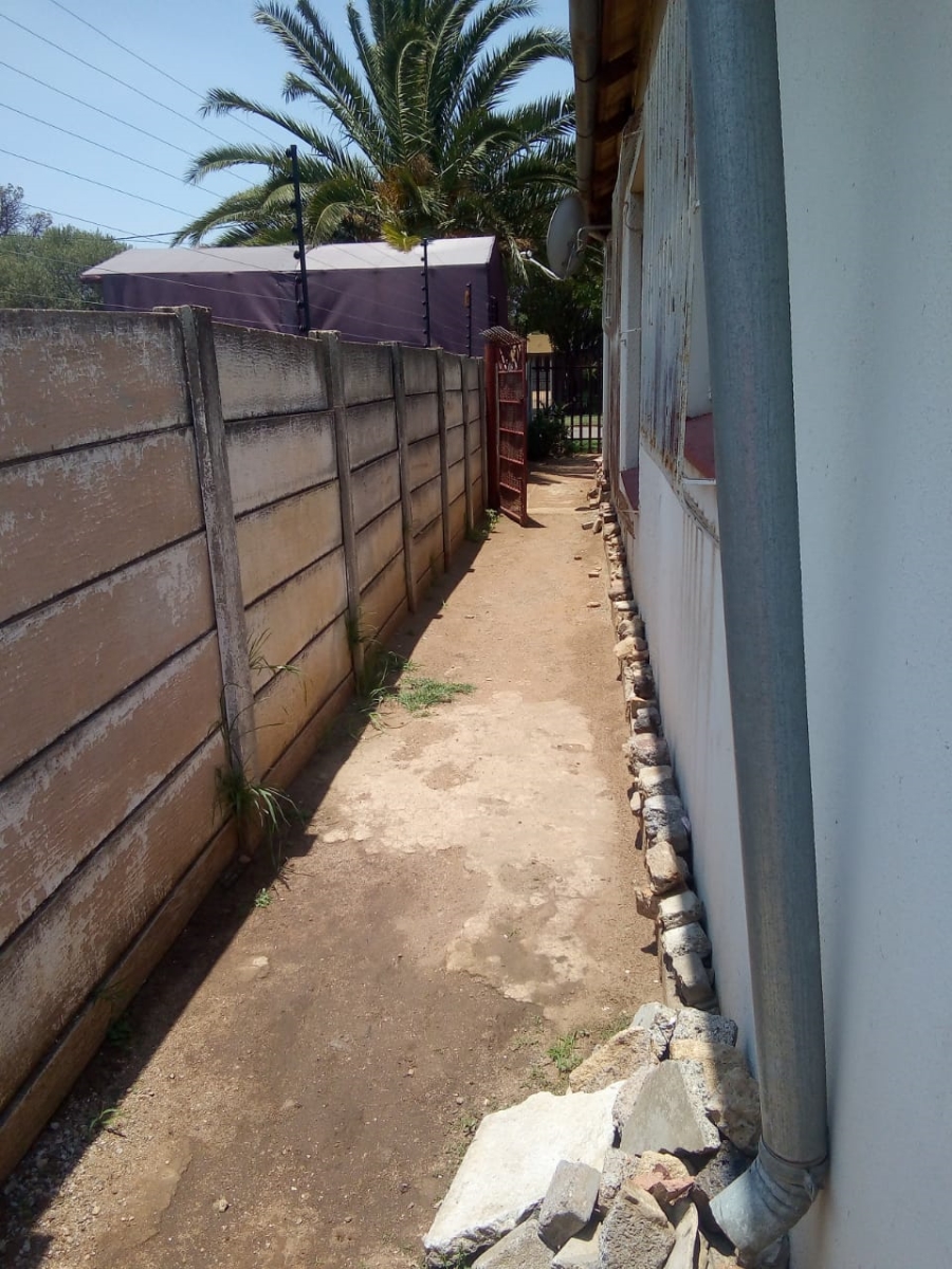 2 Bedroom Property for Sale in Randfontein Central Gauteng