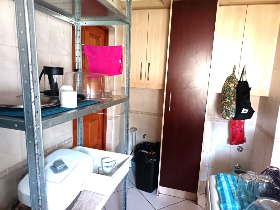 3 Bedroom Property for Sale in Sonneveld Gauteng
