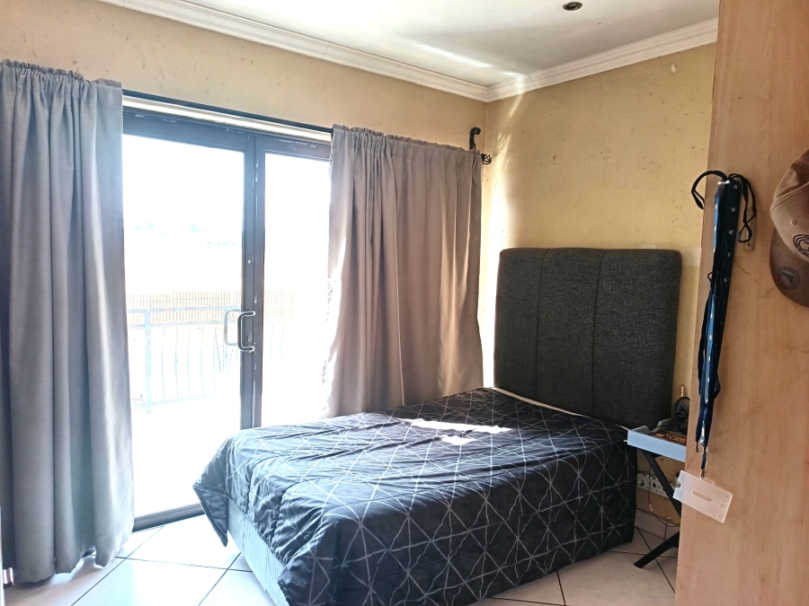 3 Bedroom Property for Sale in Sonneveld Gauteng