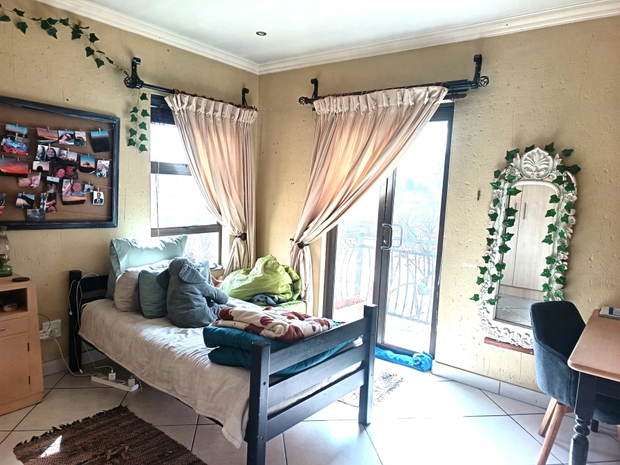 3 Bedroom Property for Sale in Sonneveld Gauteng