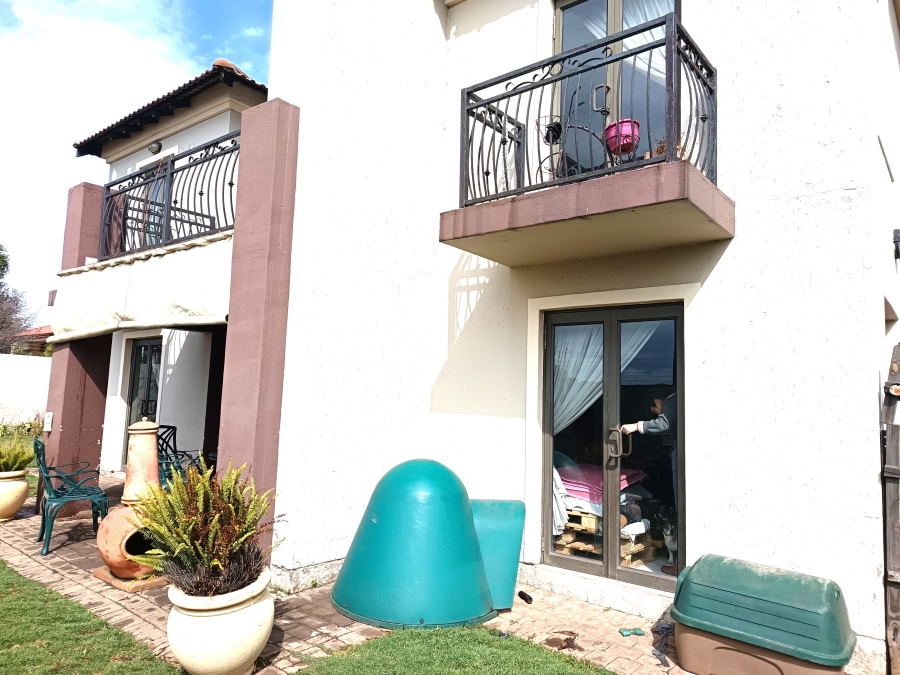 3 Bedroom Property for Sale in Sonneveld Gauteng