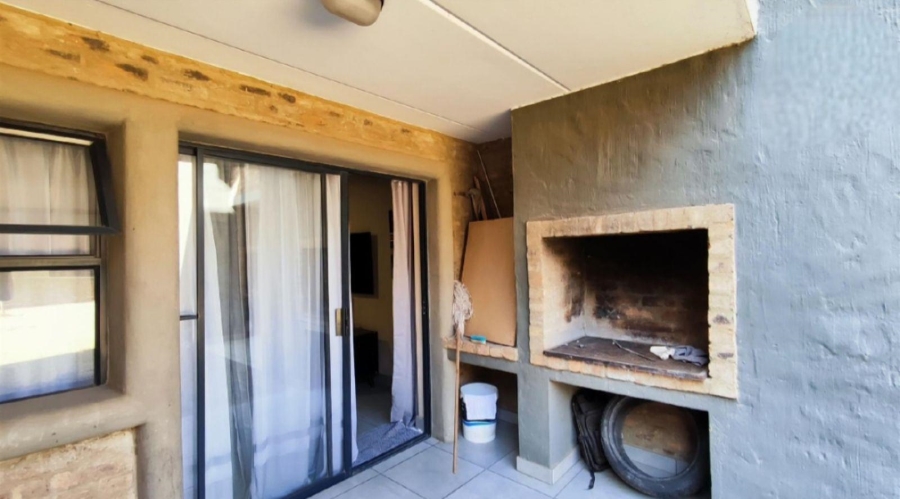 2 Bedroom Property for Sale in Pomona Gauteng