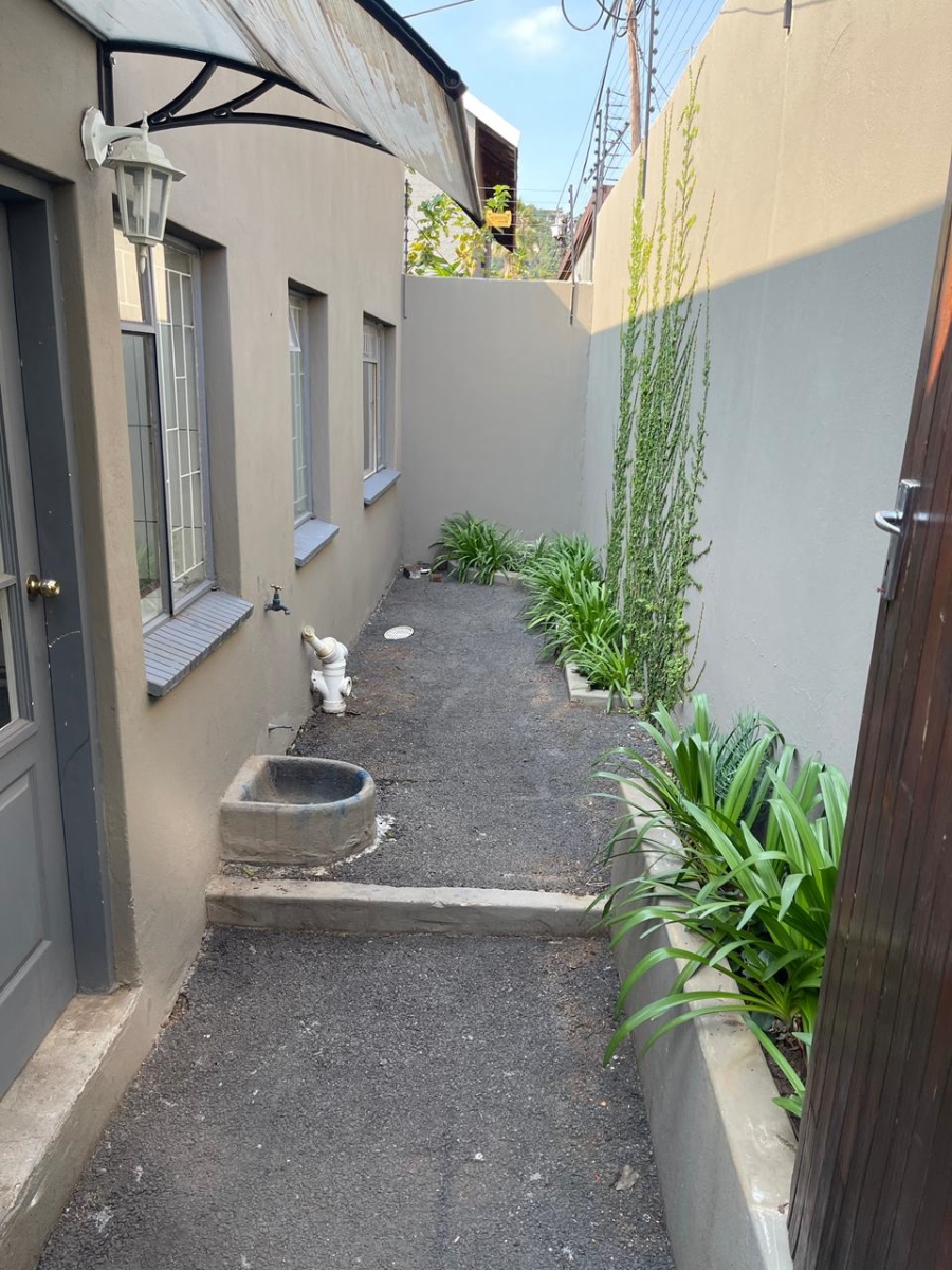 2 Bedroom Property for Sale in Orange Grove Gauteng