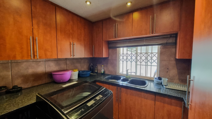 3 Bedroom Property for Sale in Symhurst Gauteng