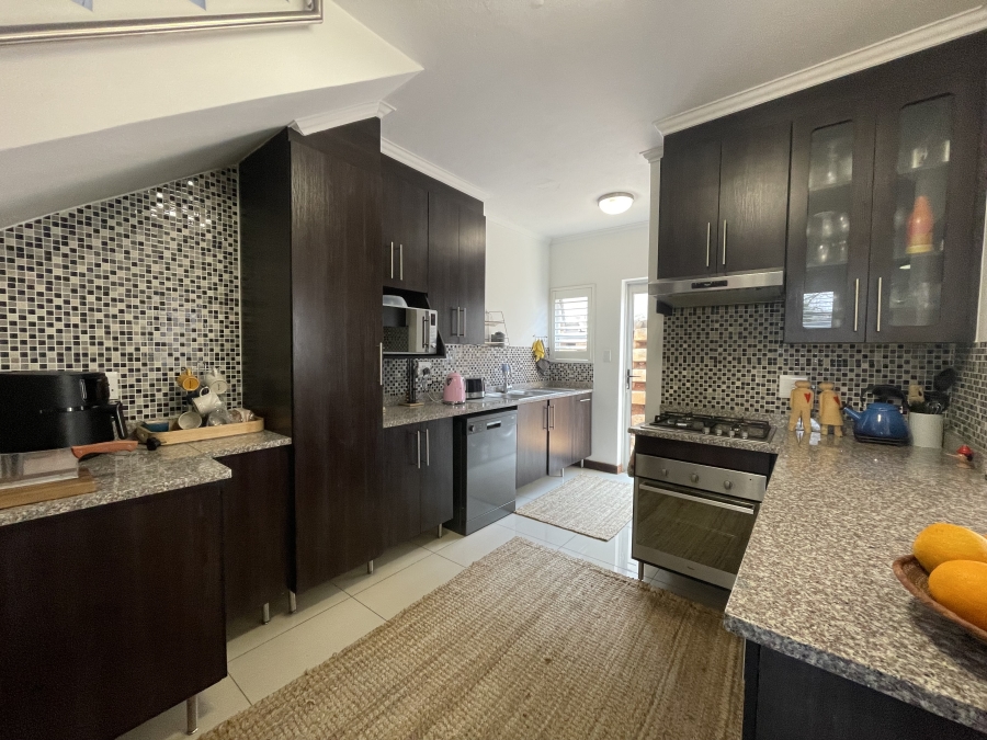 3 Bedroom Property for Sale in Brooklyn Gauteng