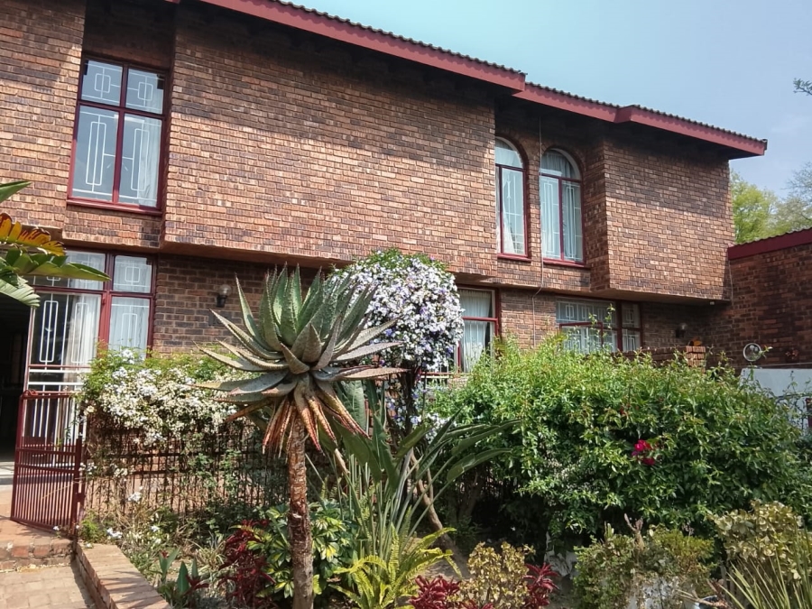 2 Bedroom Property for Sale in The Hill Gauteng