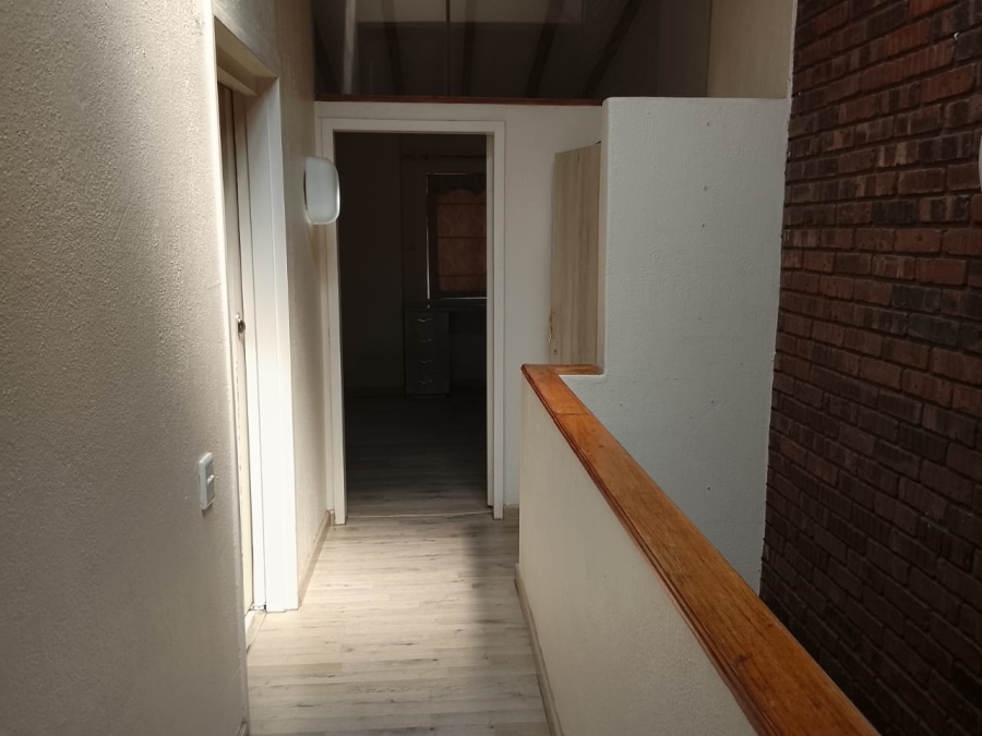 2 Bedroom Property for Sale in The Hill Gauteng