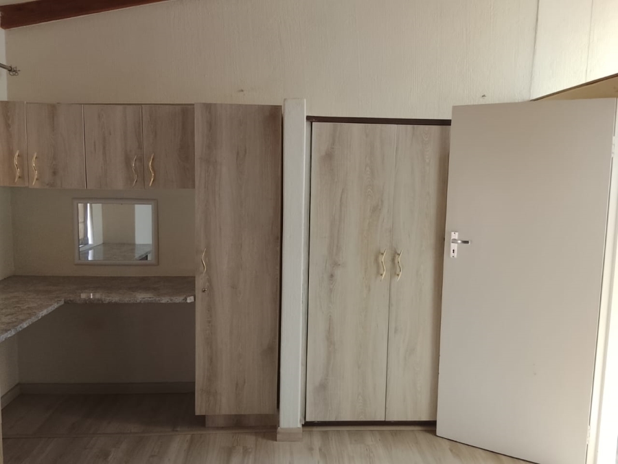 2 Bedroom Property for Sale in The Hill Gauteng