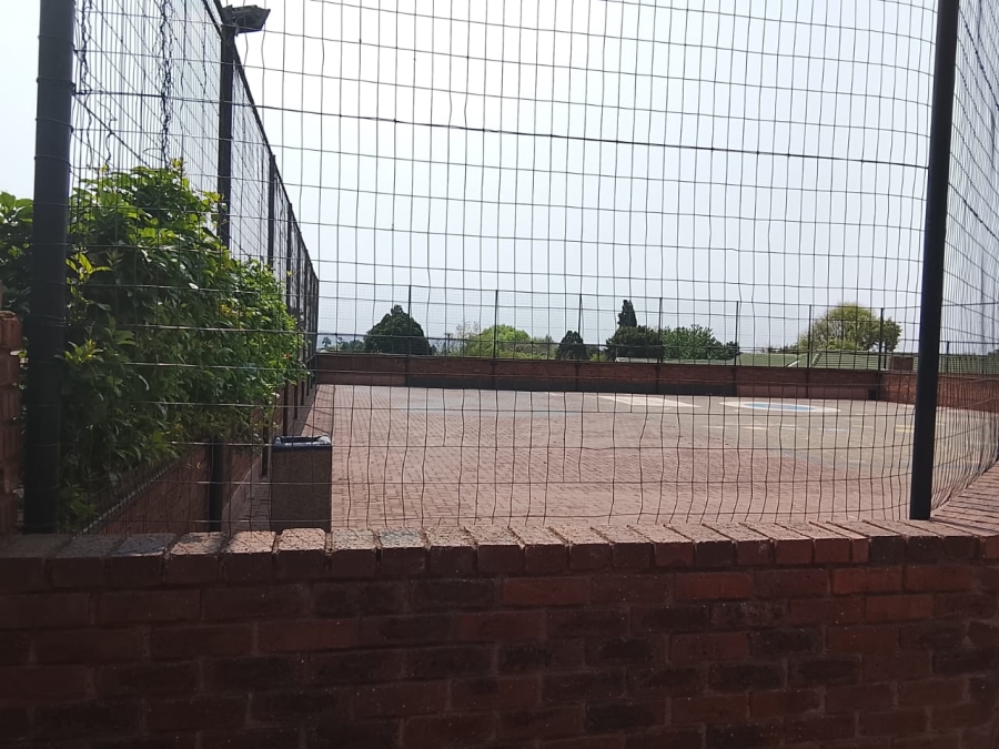 2 Bedroom Property for Sale in The Hill Gauteng