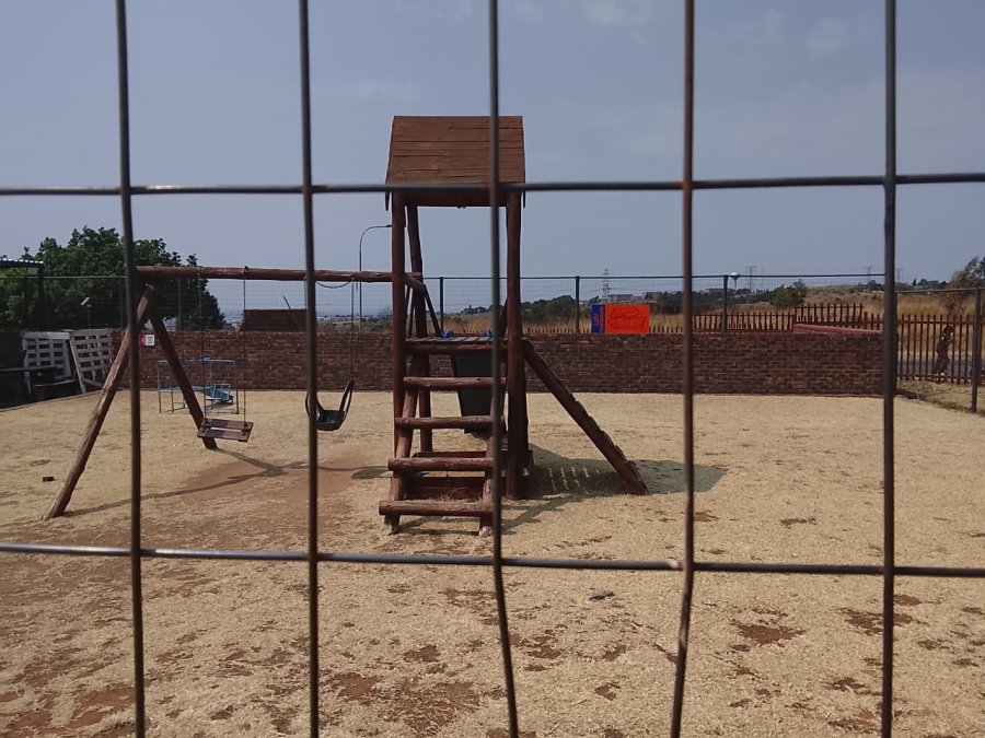2 Bedroom Property for Sale in The Hill Gauteng