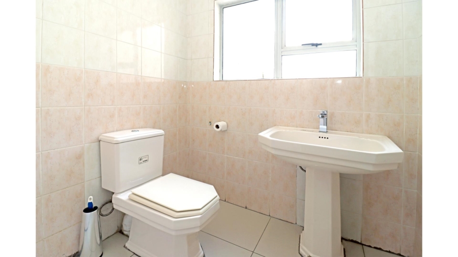 4 Bedroom Property for Sale in Kyalami Estates Gauteng