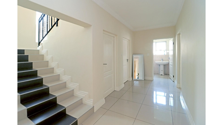 4 Bedroom Property for Sale in Kyalami Estates Gauteng
