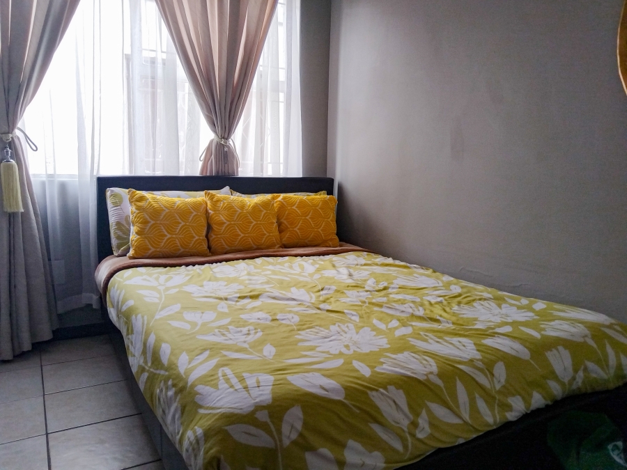 2 Bedroom Property for Sale in Buccleuch Gauteng