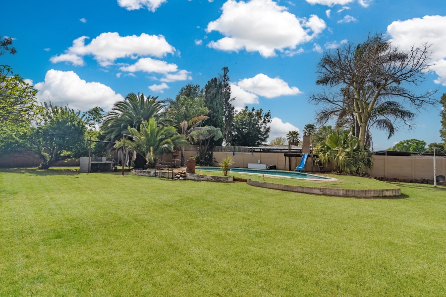 4 Bedroom Property for Sale in Kenmare Gauteng