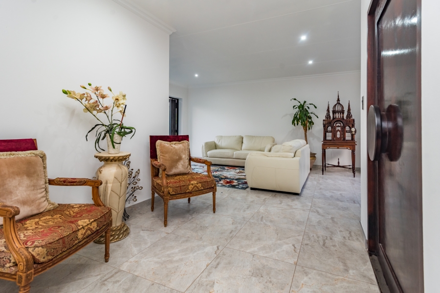 4 Bedroom Property for Sale in Roodekrans Gauteng