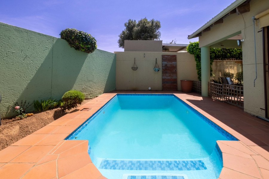 2 Bedroom Property for Sale in Bergbron Gauteng