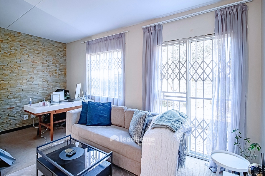 2 Bedroom Property for Sale in Annlin Gauteng