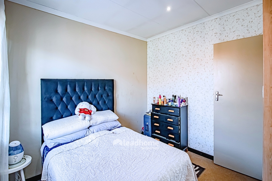 2 Bedroom Property for Sale in Annlin Gauteng