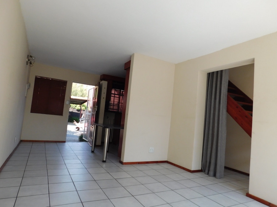 2 Bedroom Property for Sale in Kilner Park Gauteng