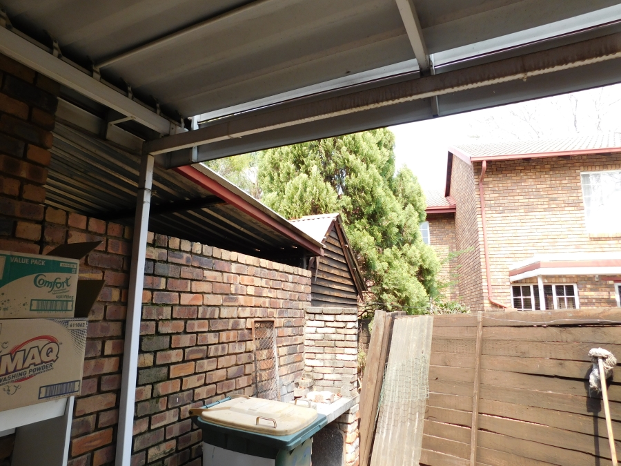 2 Bedroom Property for Sale in Kilner Park Gauteng