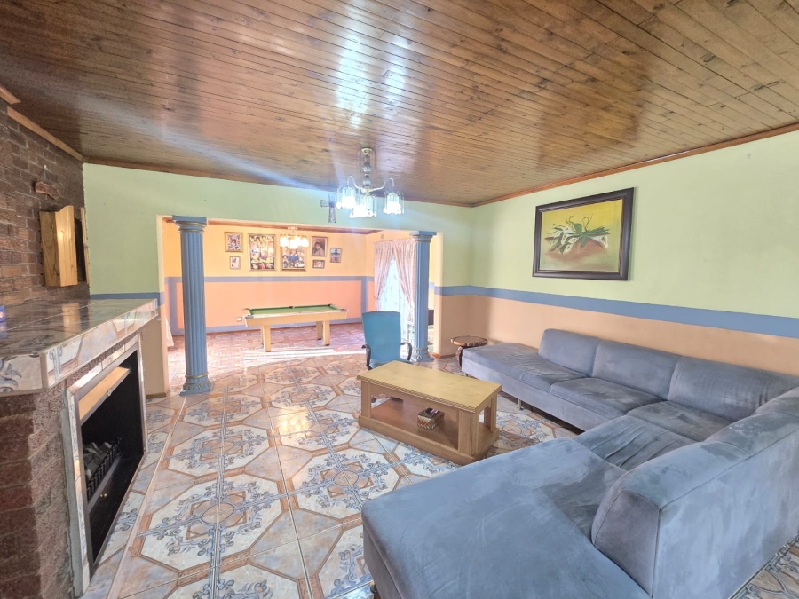 4 Bedroom Property for Sale in Mackenzie Park Gauteng