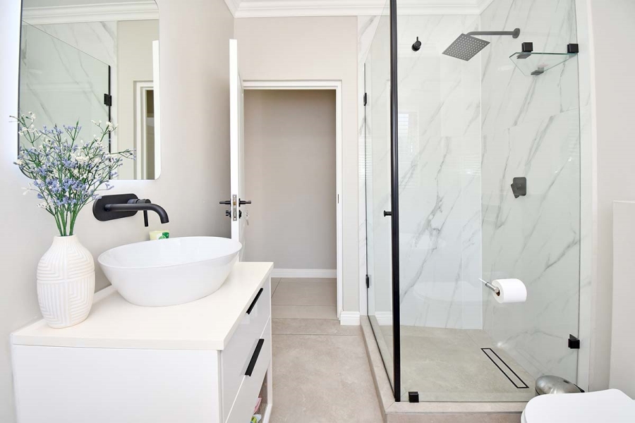 3 Bedroom Property for Sale in Greenstone Hill Gauteng