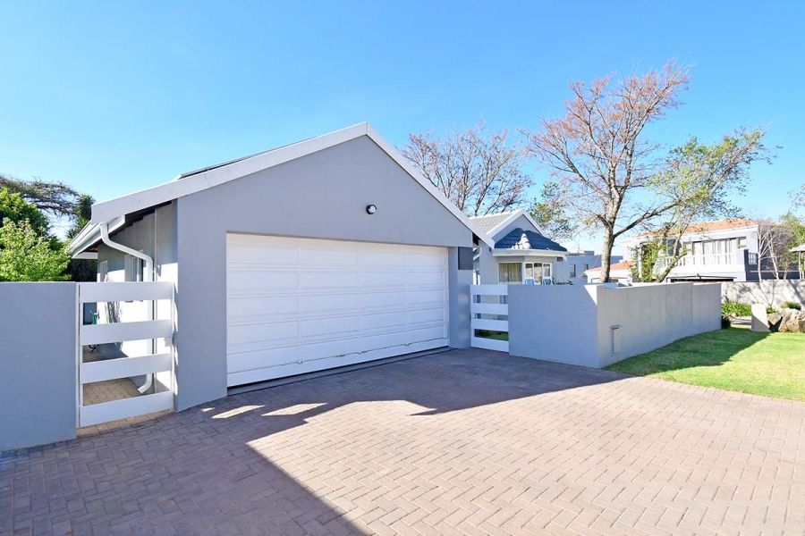 3 Bedroom Property for Sale in Greenstone Hill Gauteng